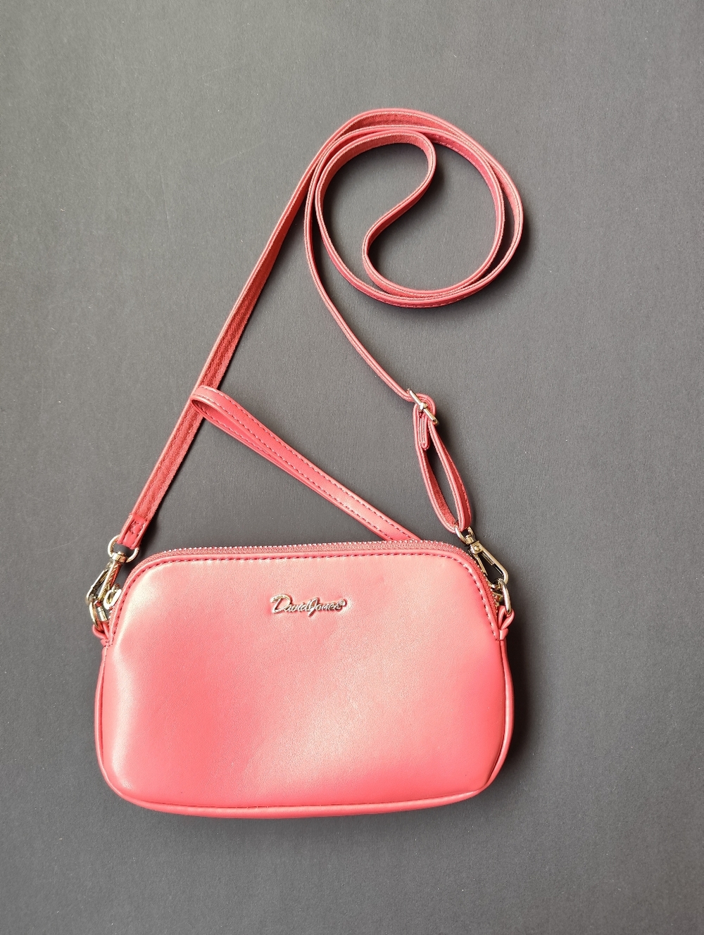 4/$50⭐️David Jones Paris women crossbody bag pu leather